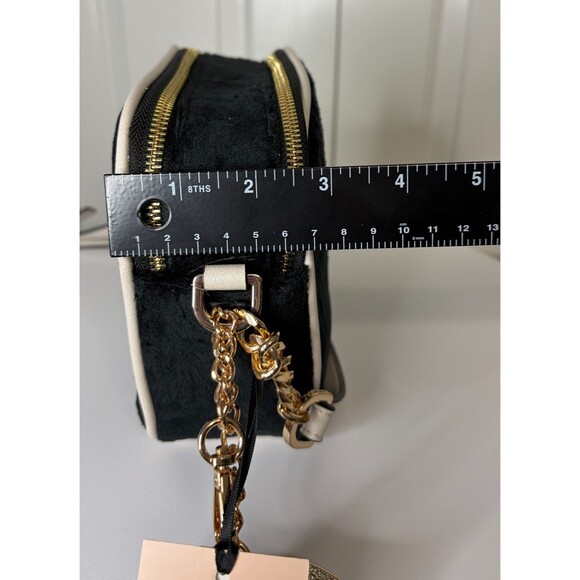 Scottie Dogs Camera Xbody Juicy Couture Crossbody Purse. Black and White - Picture 8 of 16